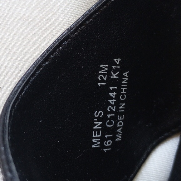 NIB Tucker Thong II Sandals 12 Black Leather Suede - Picture 12 of 13